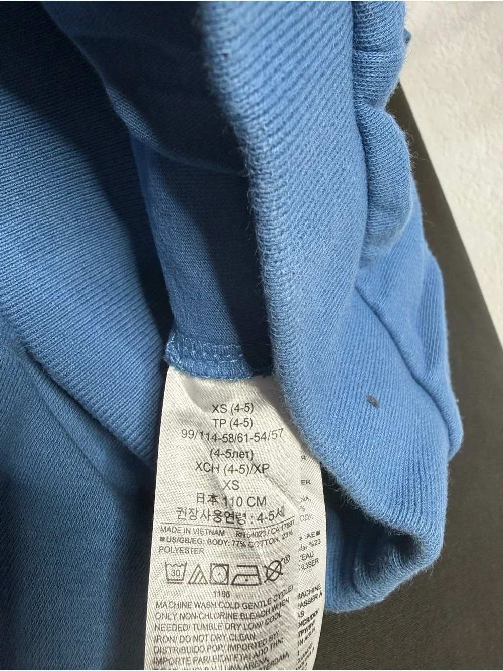 Gap Kids Blue Athletic set- size 4-5T or XS.